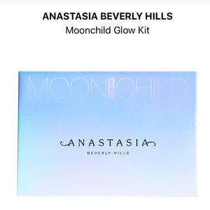 🚫SOLD🚫Anastasia Moon Child Glow Kit